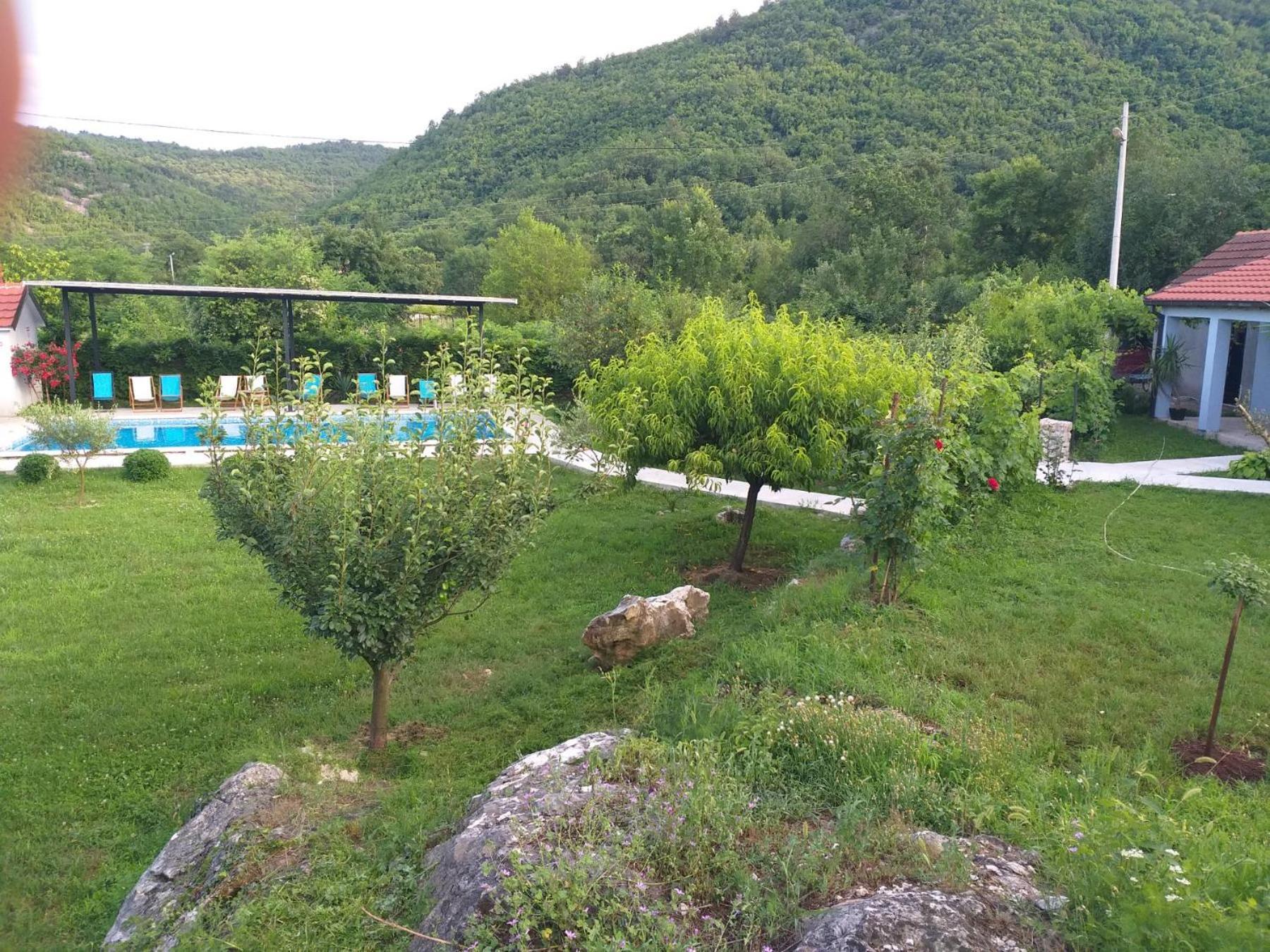 Rijeka Crnojevića Rustic Village מראה חיצוני תמונה